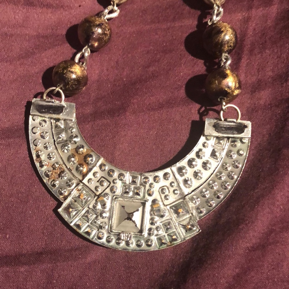 Jewelry - Picture 5 of 5